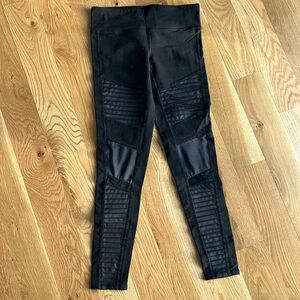 Alo black leggings